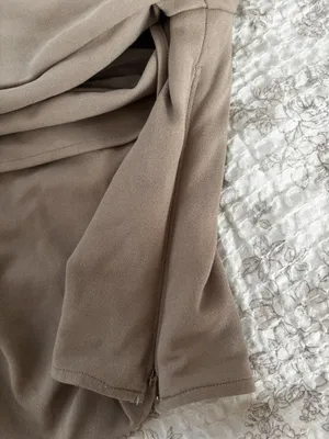 Abercrombie Off-The-Shoulder Top Gray XS thumbnail 4