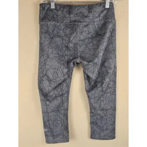 Alo Yoga Womens Gray Black Geometric Print Capri Leggings Medium thumbnail 2