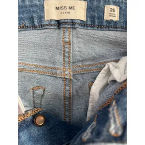 MISS ME Denim Crop‎ Boot Jeans Button Fly Medium Wash Raw Hem Size 26 thumbnail 4