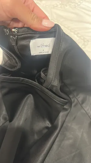 Aritzia Wilfred Black Satin Skirt thumbnail 2
