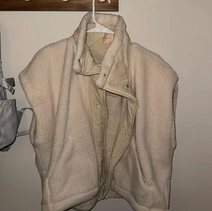 Free People Women's Cream Sherpa Vest thumbnail 1