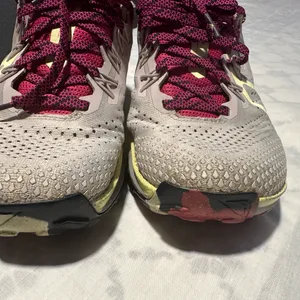 Nike Women's Athletic Shoes in Gray and Burgundy thumbnail 9