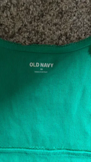 Old Navy Green Top thumbnail 4