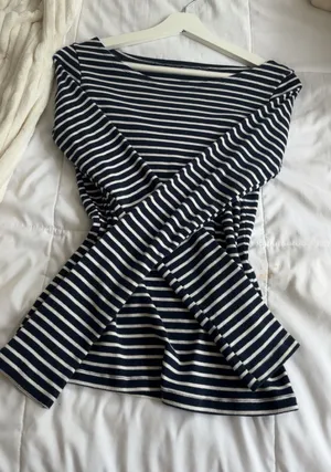 striped brandy melville long sleeve  thumbnail 1