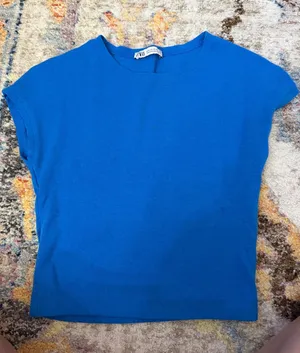 Zara t shirt  thumbnail 1
