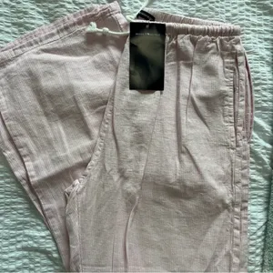 Brandy Melville Nanda Pink Striped linen pants thumbnail 4