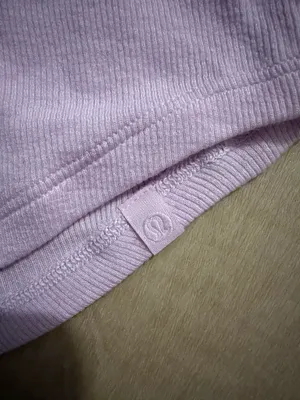 lululemon top thumbnail 2