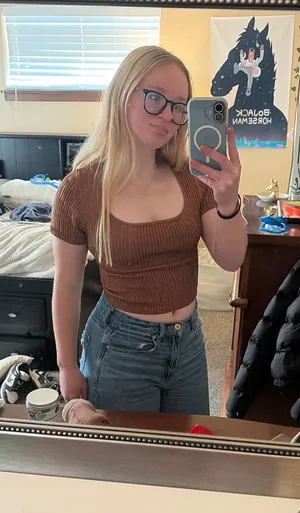 Ribbed Buckle Top thumbnail 1