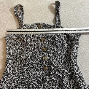 American‎ Eagle Floral Romper Medium Shortall Button Front Smocked Back Boho thumbnail 4