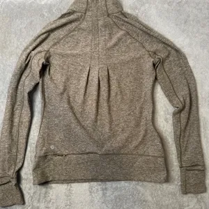 Lululemon Rush Hour 1/2 Zip Heathered Military Green Pullover Size 8‎ Active thumbnail 4