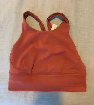 Lululemon Wunder Train Sports Bra thumbnail 1