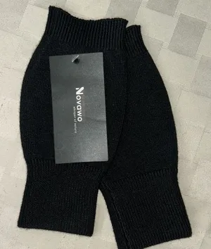 Novato Fingerless Gloves Black thumbnail 1