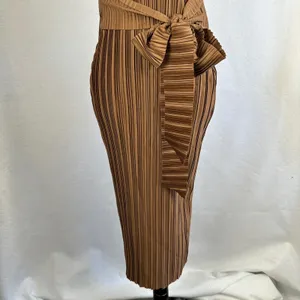 New PrettyLittleThing Chocolate Brown Plisse V Bar Tie‎ Waist Midi Dress Size 4 thumbnail 6