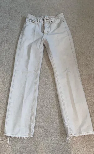 Urban Outfitters Jeans thumbnail 1