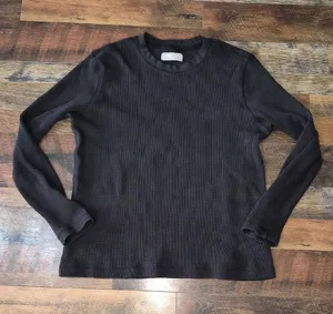 Everlane Black Waffle Thermal Top Medium Crew thumbnail 1