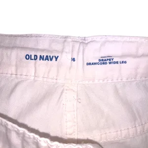 Old Navy White High Rise Drapey Drawcord Wide Leg Pants thumbnail 5