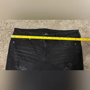 (Maurices) Black Distressed Skinny Jeans: Size XL-R thumbnail 5