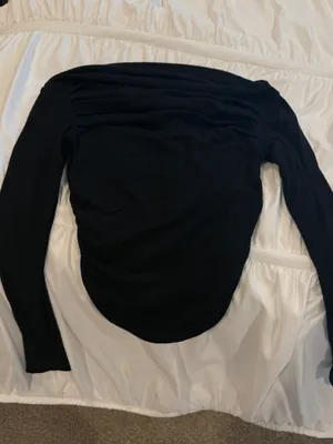 Off the shoulder long sleeve top Black thumbnail 2