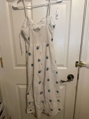 Kirious Los Angeles White Eyelet Blue Floral Embroidered Maxi Dress thumbnail 5