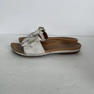 Born Sandals Roca‎ Off White Leather Slide Comfort Slip On Floral Women's 8 Boho thumbnail 6