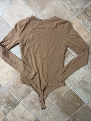NUUDS Long Sleeve Crewneck Bodysuit Color- Cinnamon Size Small thumbnail 2