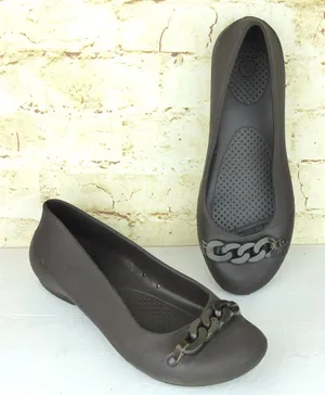 Crocs Gianna Chain Link Ballet Flats Womens 7 Brown Slip On Lightweight Comfort thumbnail 1