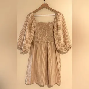 BIBI | Taupe Striped Smocked Puff Sleeve Dress thumbnail 5