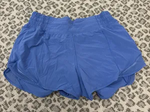 Size 4 lululemon hotty hot shorts thumbnail 1