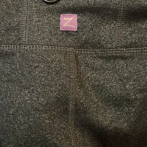 Zobha Charcoal Gray Flare Yoga Pants thumbnail 5
