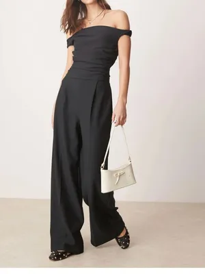 NWOT $130 Abercrombie & Fitch Women's Black Off The Shoulder Draped Jumpsuit thumbnail 3