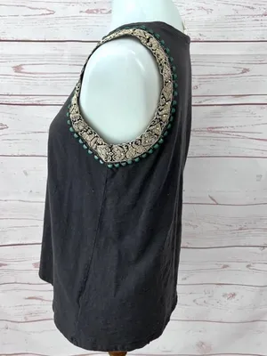 Lucy & Laurel Embellished Boho Chic Tank Top Size M thumbnail 5