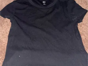 Classic Black Crewneck Tee Size M thumbnail 2