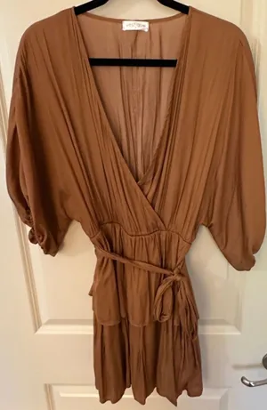 vestique boutique brass short sleeve mini ruffle dress womens sz small thumbnail 1