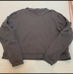 gray long sleeve thumbnail 1