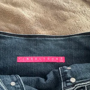 Tinseltown Y2K denim booty shorts thumbnail 4