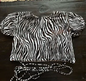 Motel Rocks Zebra crop top thumbnail 2