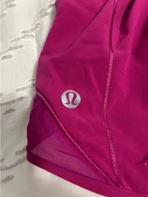 Lululemon Hotty Hot 2.5" Low-Rise Shorts thumbnail 3