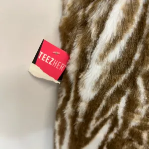 NWT Teezher women’s warm Brown Zebra Print Medium size Vest thumbnail 5