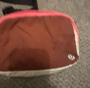 Lululemon Belt Bag thumbnail 1
