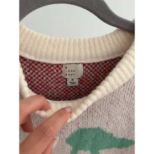 A New Day Cherry Graphic Sweater Women’s Medium Cream Knit Pullover Cozy Cute thumbnail 6
