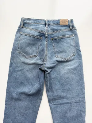 Abercrombie & Fitch 90’s Straight Ultra High Rise Jeans Size 6 thumbnail 6