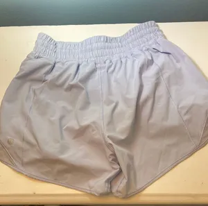 Lululemon Hotty Hot Shorts thumbnail 2
