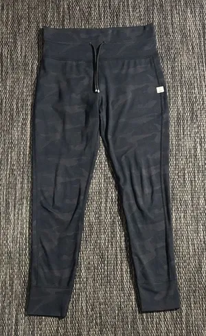 Vuori daily legging thumbnail 1
