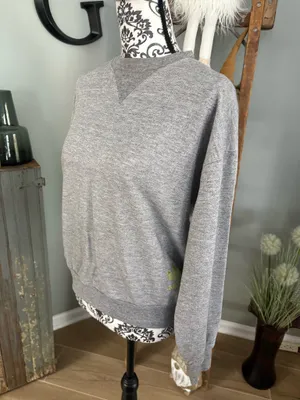 Adidas size medium grey crewneck sweatshirt  thumbnail 3