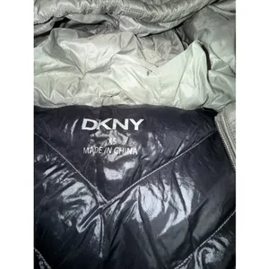 DKNY Women's Down Puffer Jacket XS Metallic Green Hooded Warm‎ Winter Coat thumbnail 2