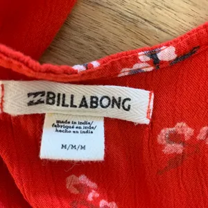 Billabong Red Floral Romper M thumbnail 6