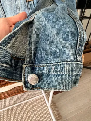 Gap Women's Classic Trucker Washed Blue Jean Denim Jacket Size S thumbnail 9