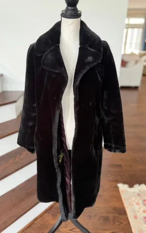 Vintage Black Faux Fur Mid Length Overcoat Mob Wife Glam Winter thumbnail 1