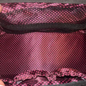 Caboodles Brand Black Envy Dr Bag & Zip Pulls Double Zip thumbnail 6