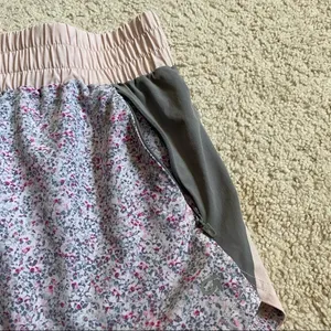 Gap Fit Shorts‎ thumbnail 2